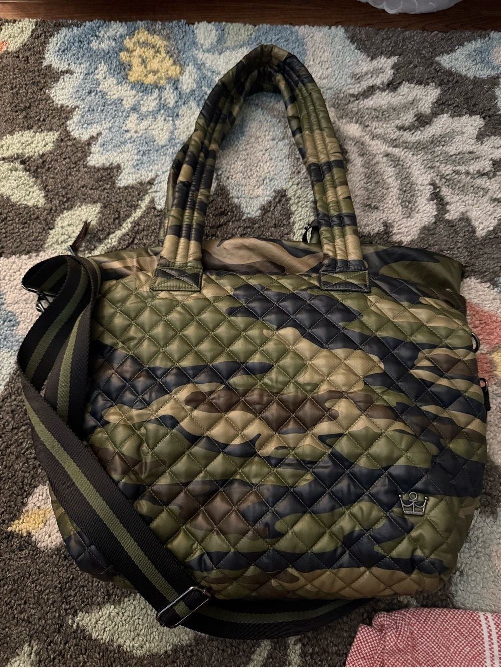 Oliver Thomas Quilted Camouflage tote Bag in Olive Green and Black